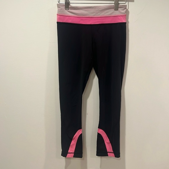 Lululemon Women’s Run Inspire Crop II Leggings Size 4 Back Waist Zip Pocket - Picture 1 of 5